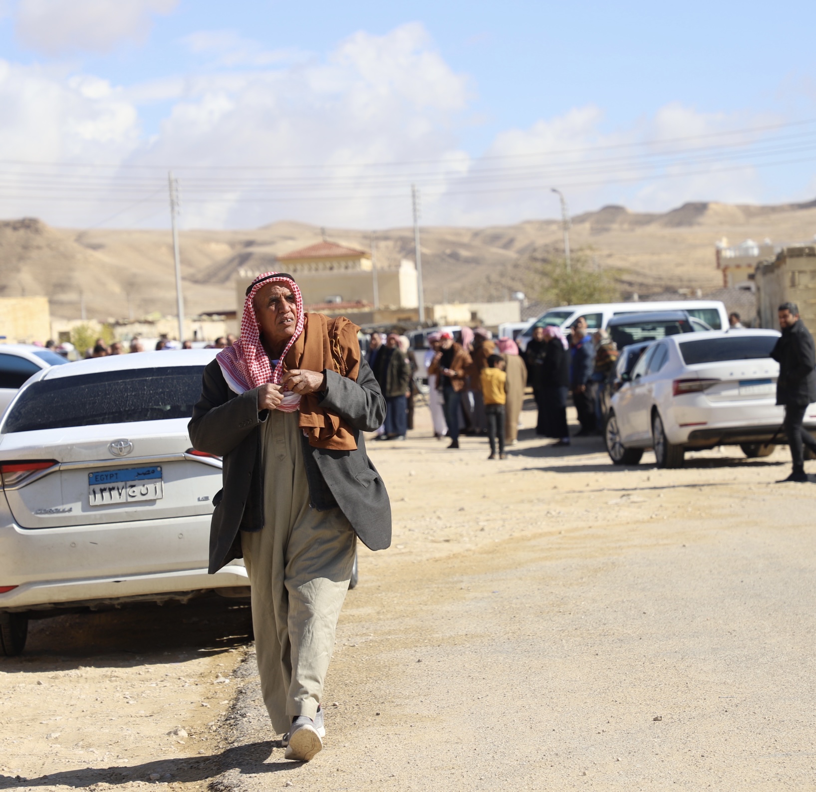 مشايخ وكبار سن في لحمه وطنيه في سيناء مشايخ وكبار سن في لحمه وطنيه في سيناء