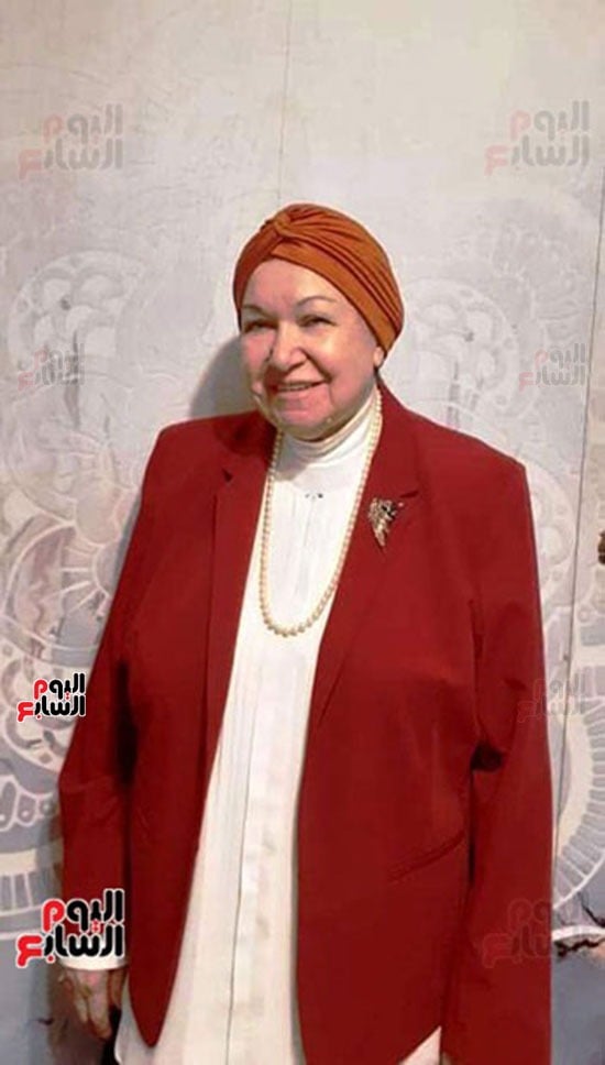 الفنانة كاريمان