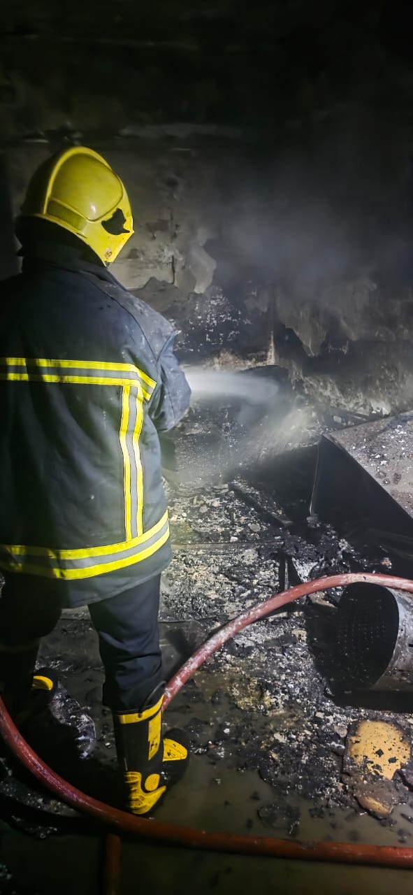 حريق النادى الصحى (2)