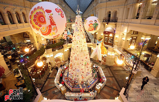 مولات تجارية تبيع مستلزمات الكريسماس