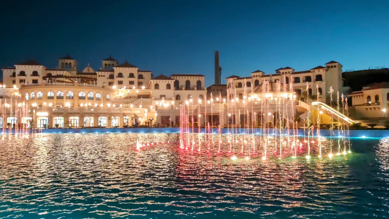 رامي صبري يحي حفل افتتاح The Village  أحدث وجهات التسوق والترفيه بالعاصمة الجديدة (3)