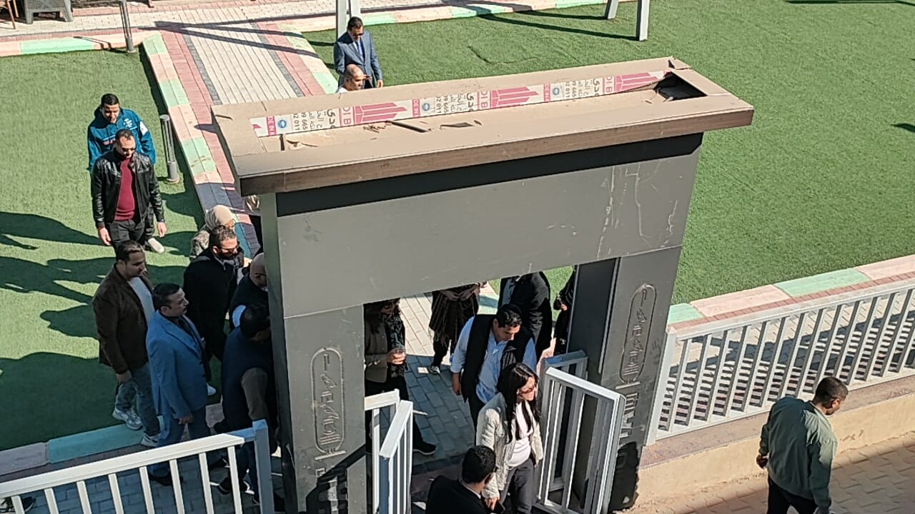 مدخل المرسى السياحى مدخل المرسى السياحى