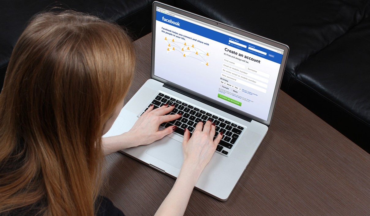 الفيس بوك من أسباب الطلاق الفيس بوك من أسباب الطلاق