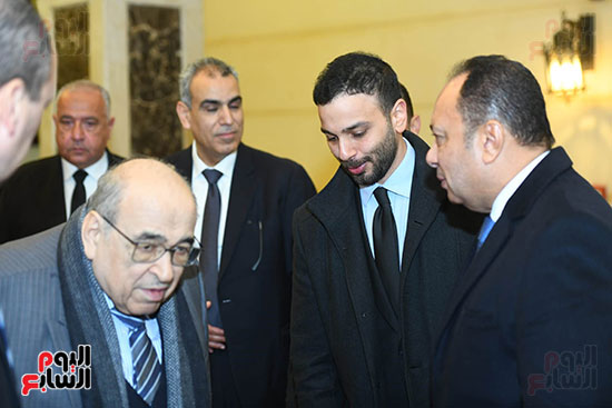 مصطفى الفقى فى عزاء محمد صابر عرب