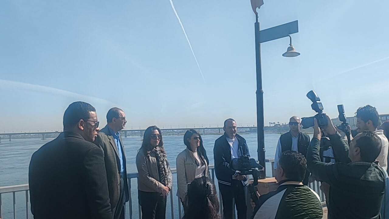 صور للوزراء على الكورنيش صور للوزراء على الكورنيش