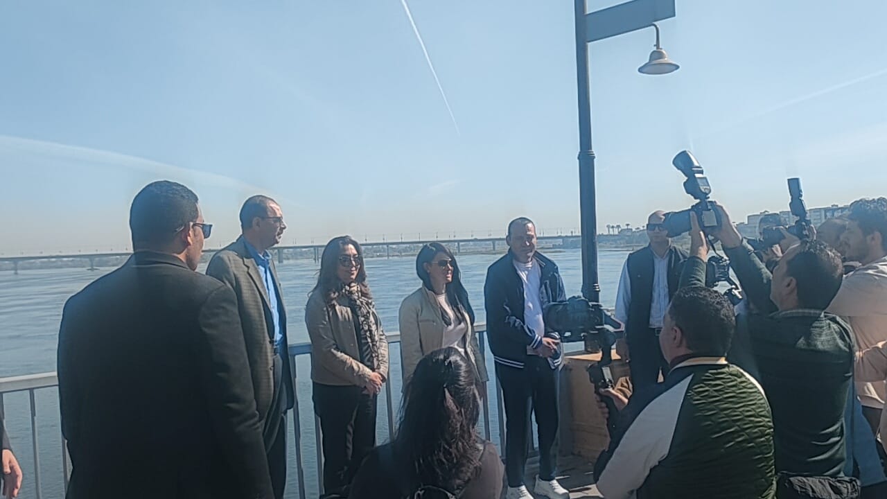 مع محافظ سوهاج على الكرونيش مع محافظ سوهاج على الكرونيش