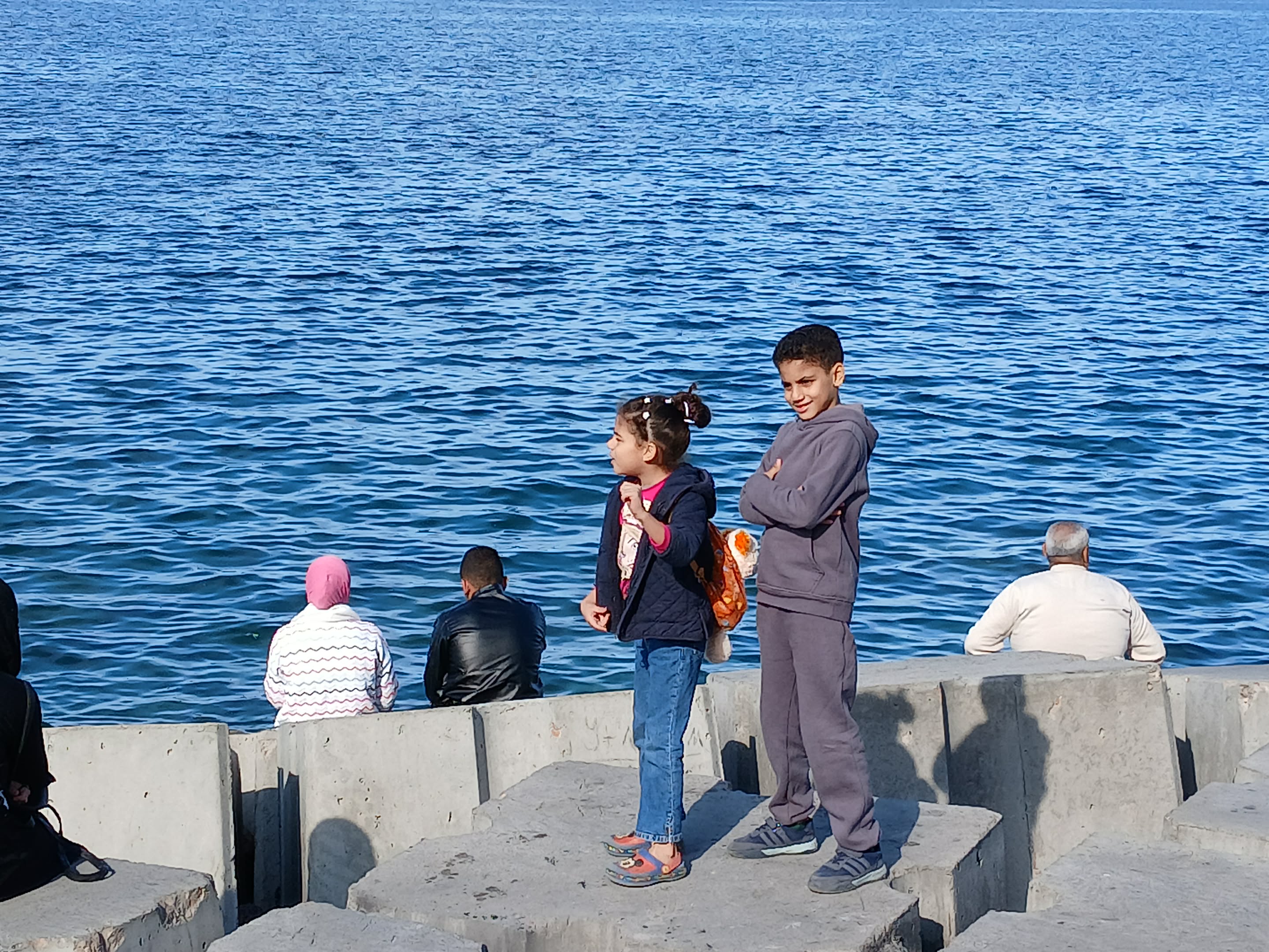 الاستمتاع بطقس الإسكندرية