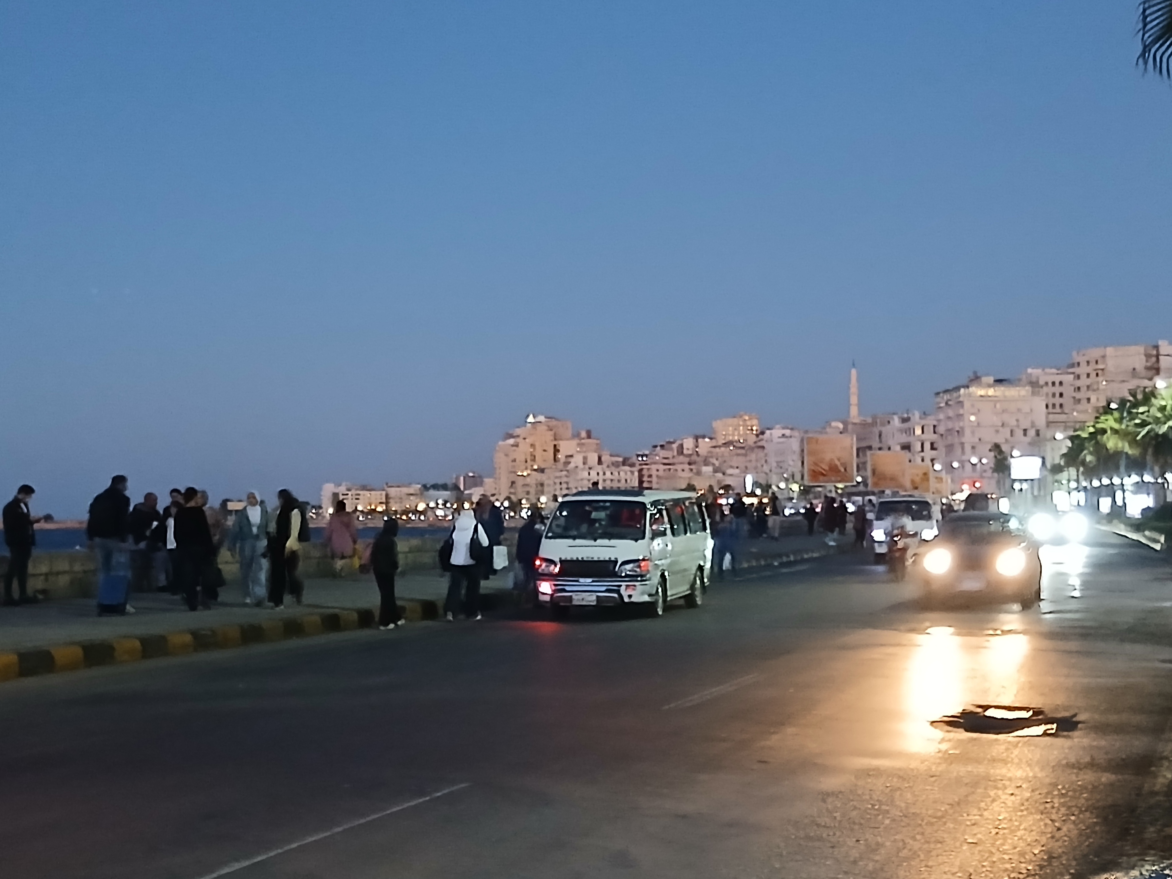 طقس الإسكندرية. ليلا