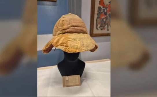 قبعة شمس رومانية صنعت فى مصر