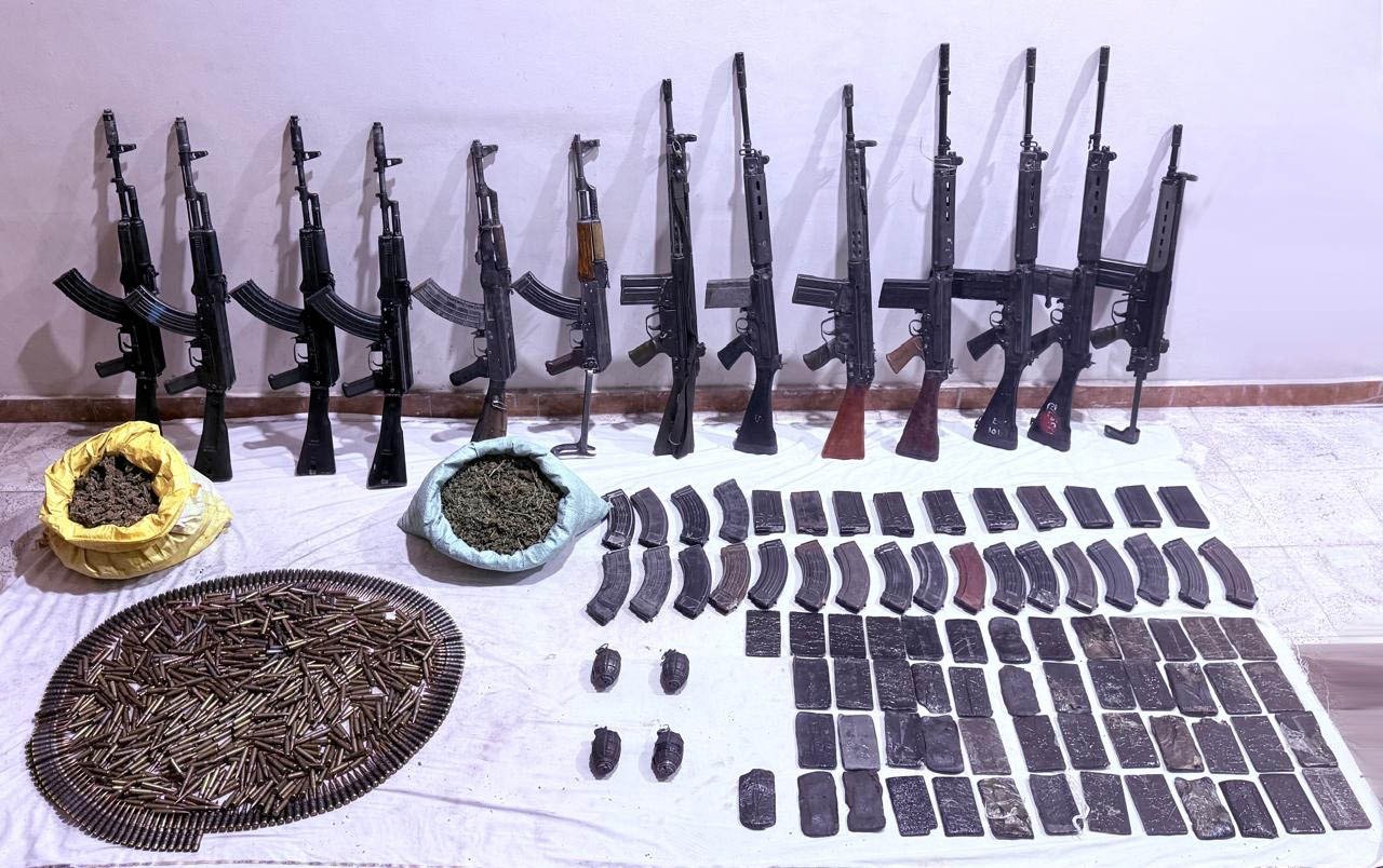 المتهمين والمضبوطات (2)