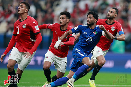 صراع علي الكرة