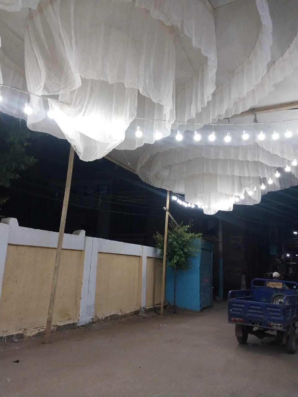 إضاة المقرات 