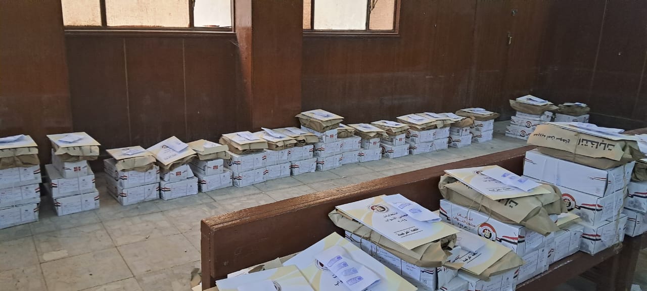 أوراق الإقتراع للناخبين _1