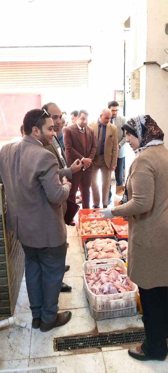 جانب من حملة الطب البيطرى فى سوهاج جانب من حملة الطب البيطرى فى سوهاج