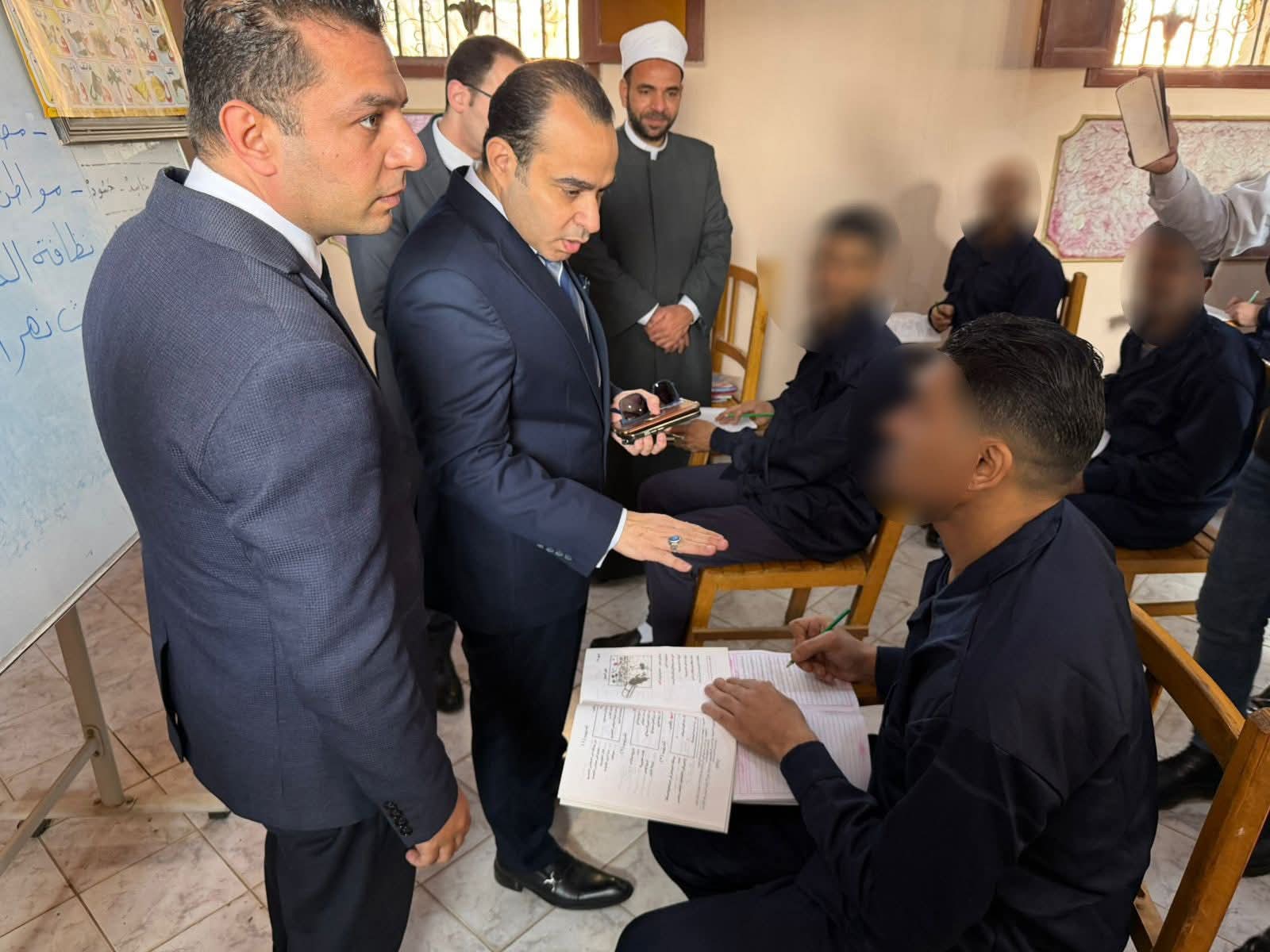 لنيابة العامة تُجري تفتيشًا لمركزي إصلاح وتأهيل (وادي النطرون – أبي زعبل ١ (11)