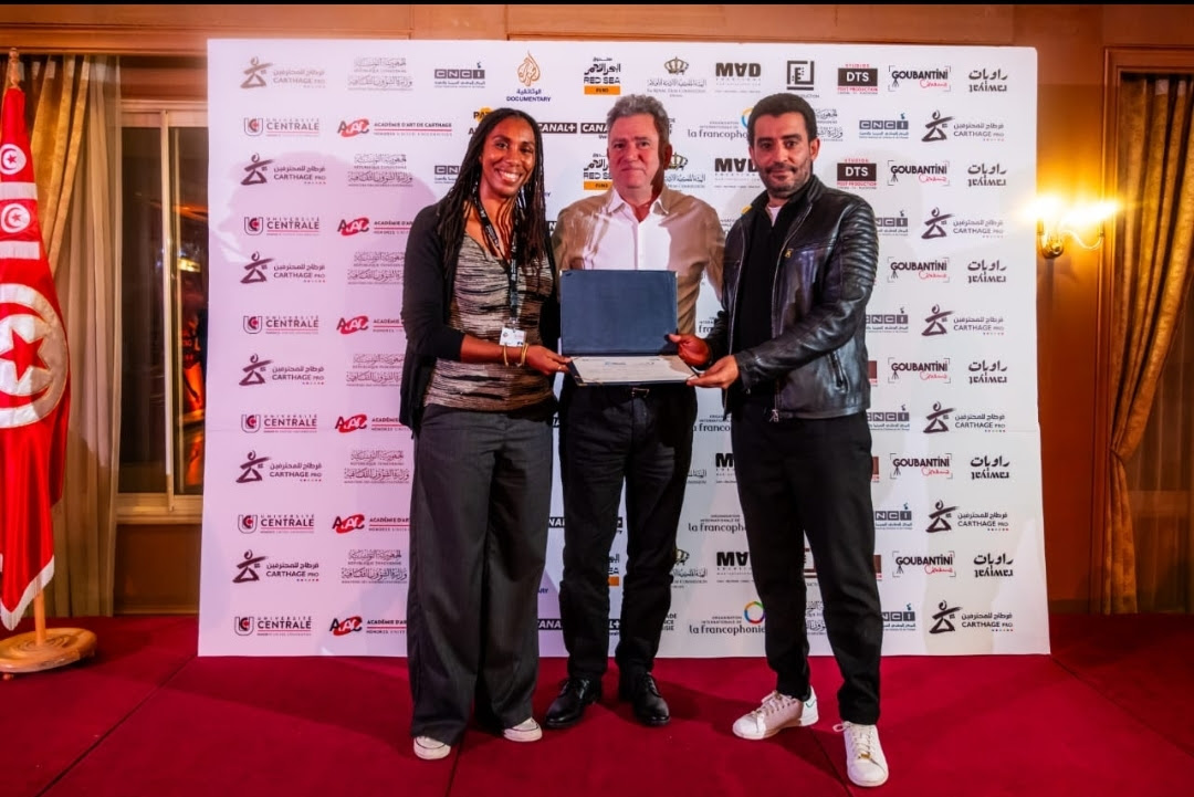 جوائز ورشة تكميل  (9)