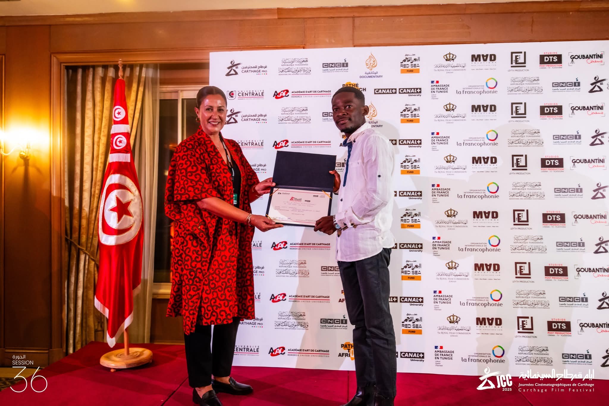 جوائز ورشة تكميل  (5)