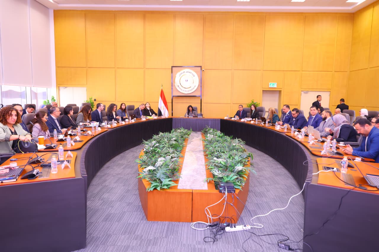 2d9361db-8361-4097-8b55-1c7f84427079