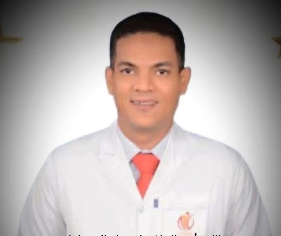 الطبيب الذى استشهد أثناء عمله فى قافلة طبية (1)