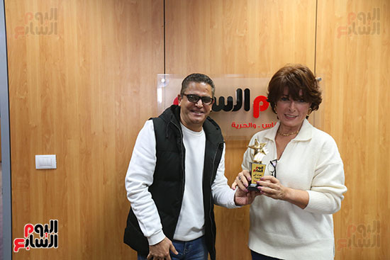 رئيس تحرير اليوم السابع يكرم أنوشكا رئيس تحرير اليوم السابع يكرم أنوشكا