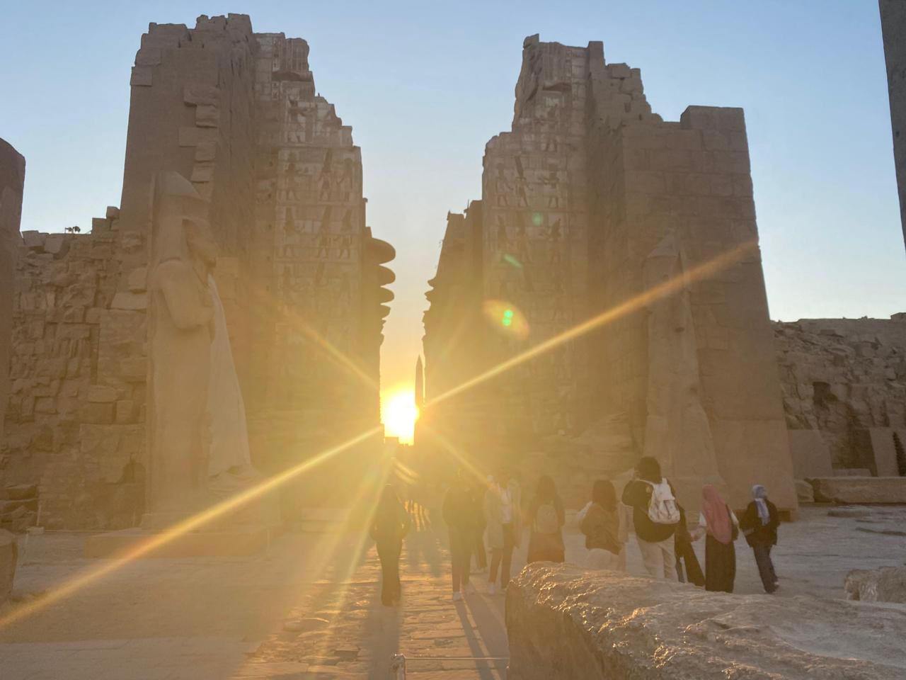 ظاهرة تعامد الشمس على مقصورة قدس الأقداس بمعابد الكرنك