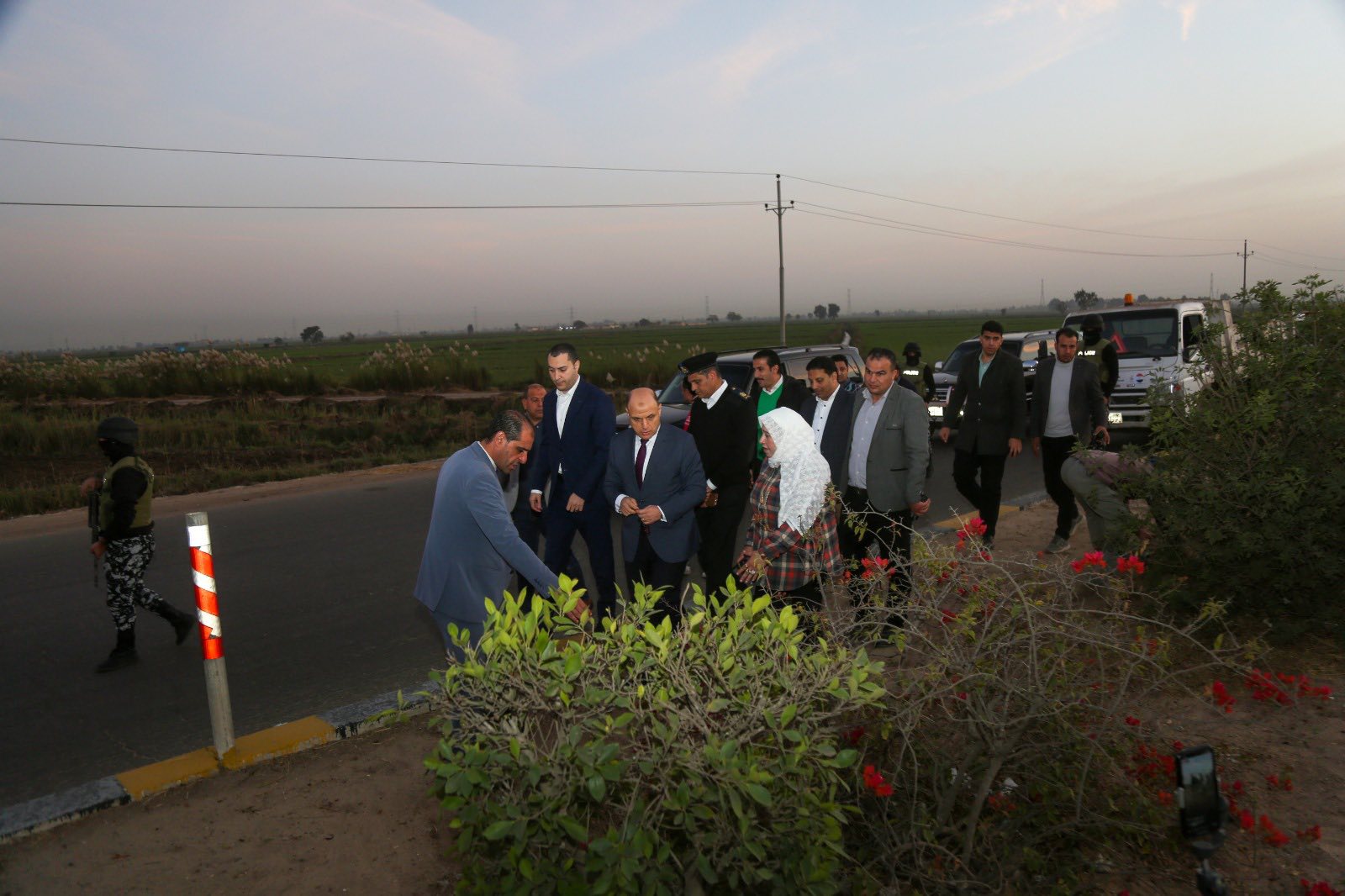 محجافظ كفر الشيخ يشارك في حملة التشجير