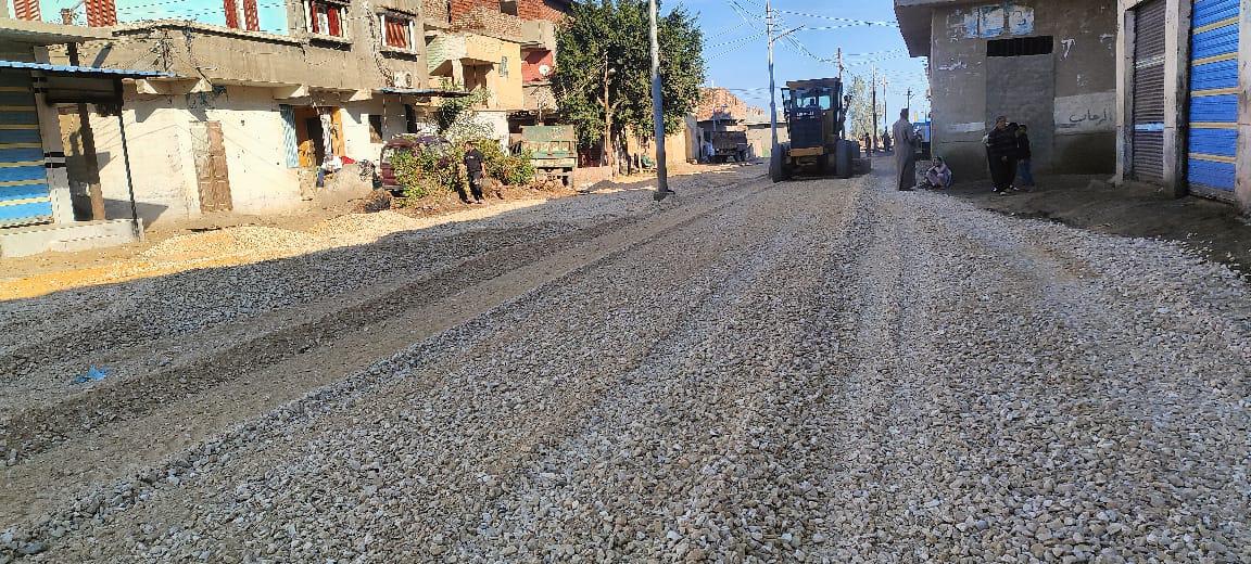 رفع كفاءة وتمهيد عدداً من الطرق بالرياض