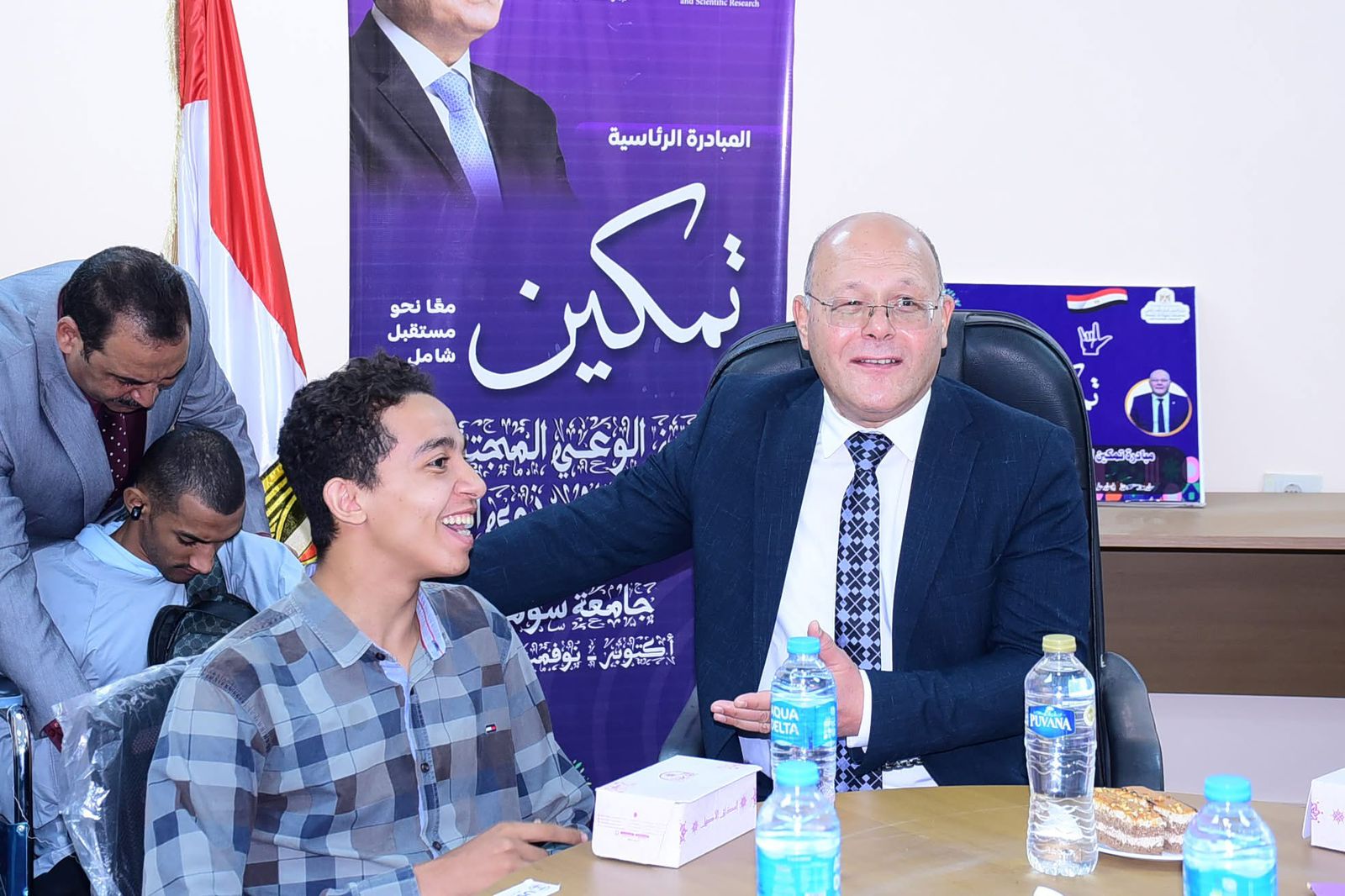 الطالب الفائز بجامعة سوهاج 