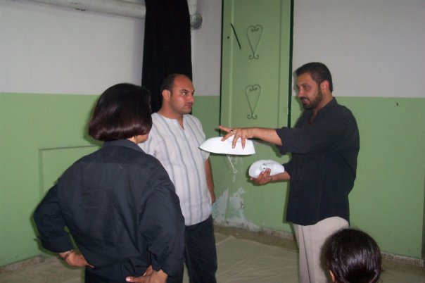 محمد شعشاعة خلال إخراج عمل فني محمد شعشاعة خلال إخراج عمل فني