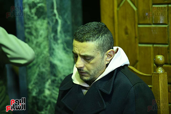 الحزن يسيطر على أحمد الفيشاوي