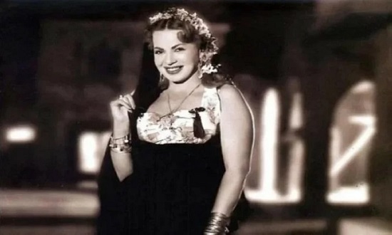 الراحلة هند رستم