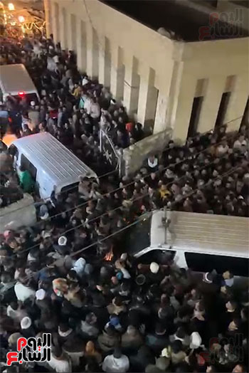 جنازة مهيبة لـ7 من أبناء الفيوم (1)