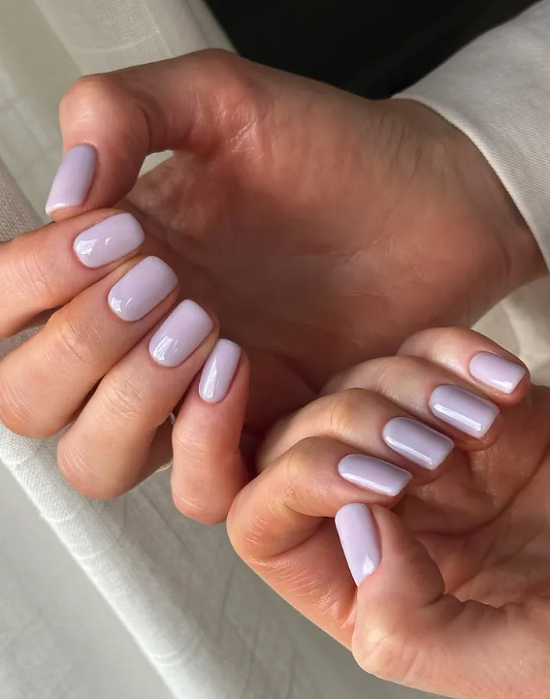 لون طلاء أظافر لافندر
