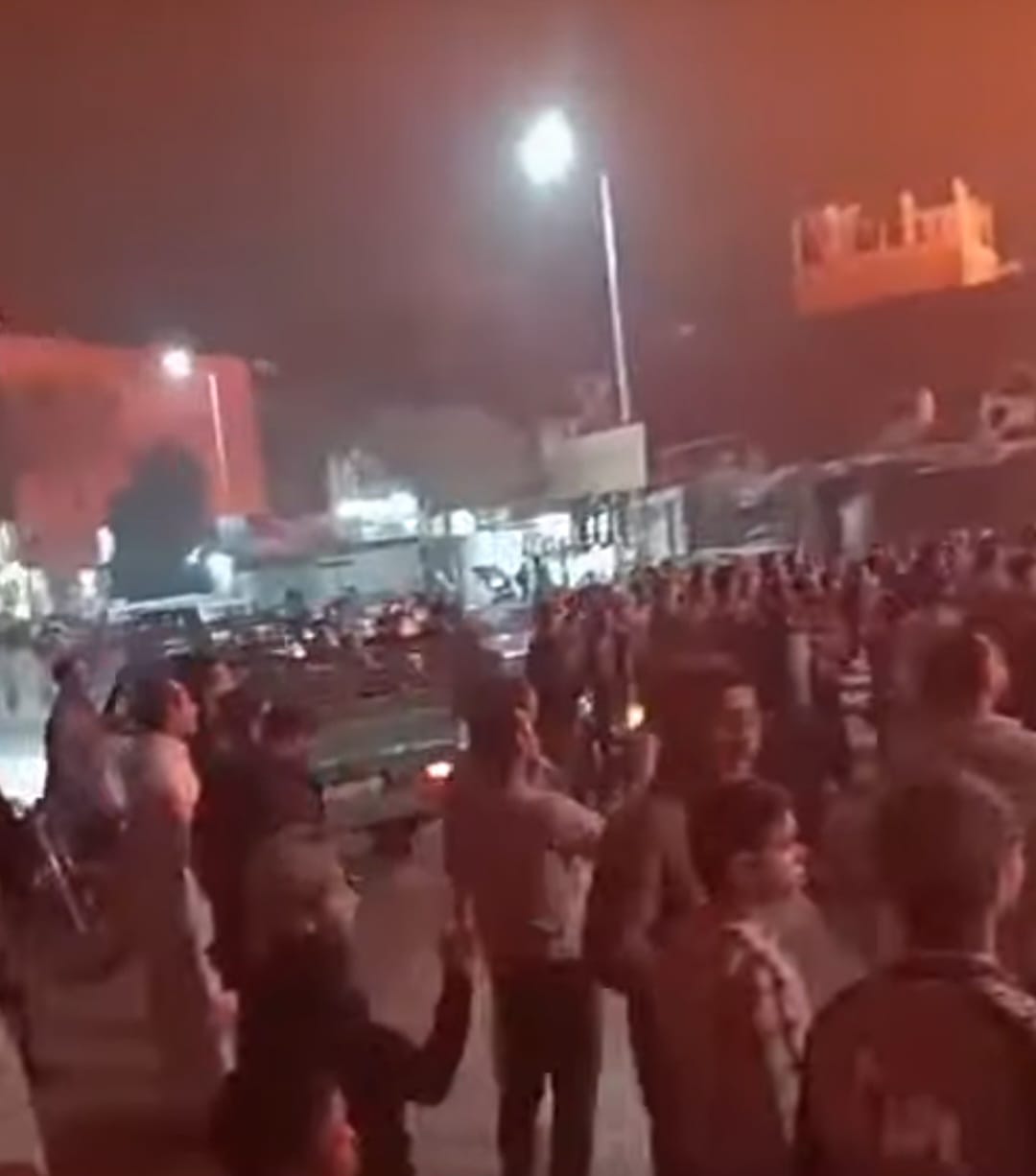 حريق مخزن اخشاب مؤسسة الزكاة (3)