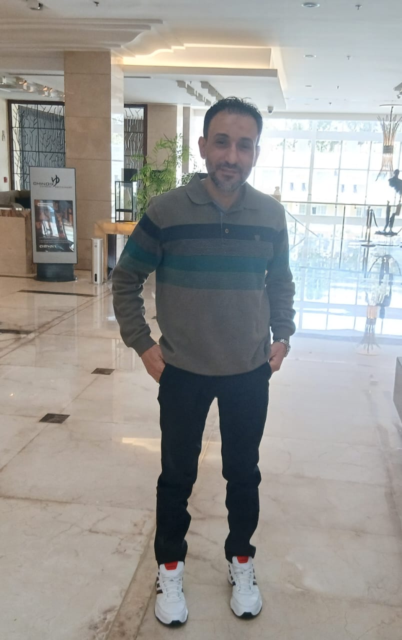 الأسير المحرر أحمد أبو خضر