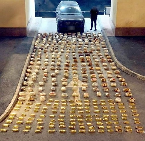 المتهمون والمضبوطات (4)