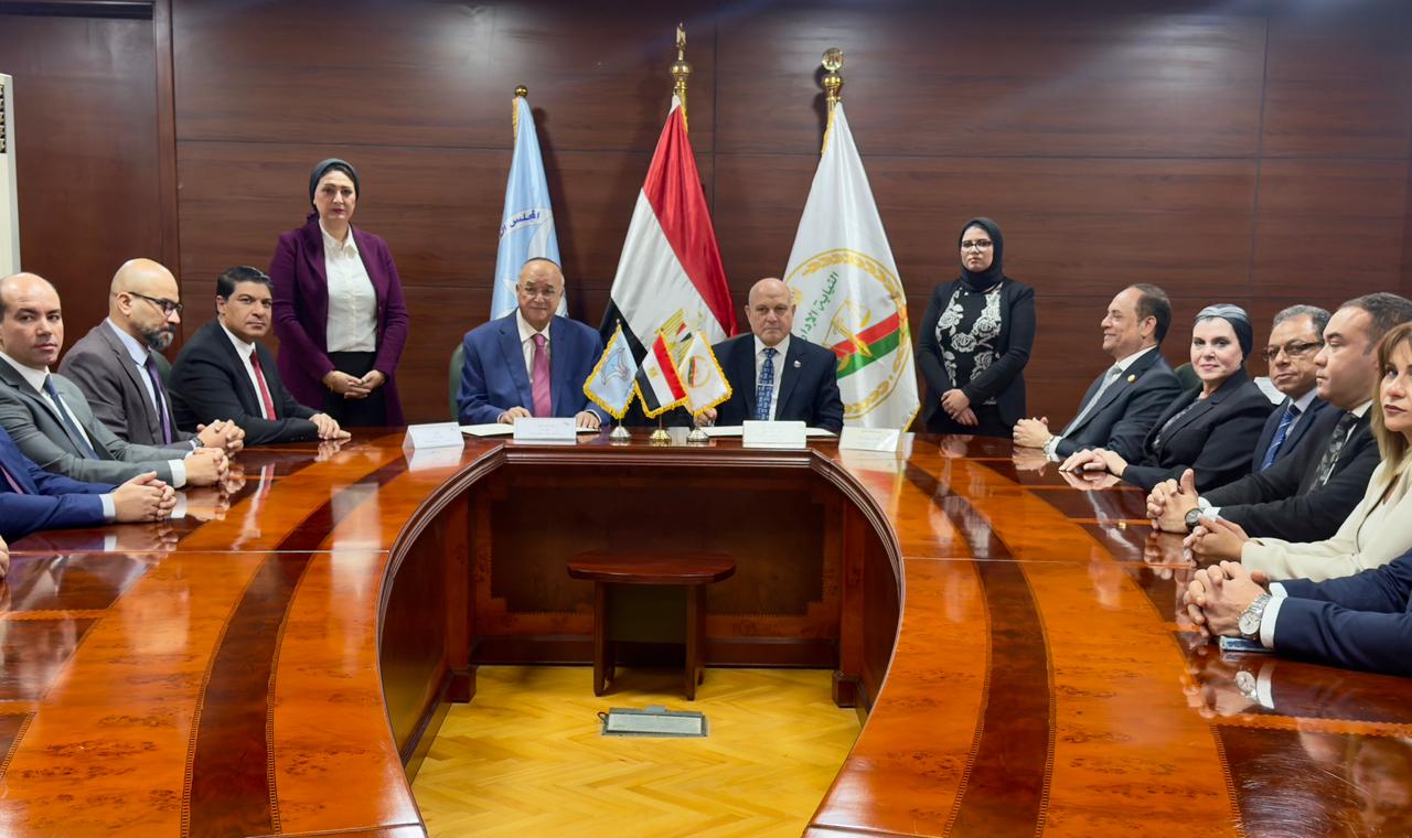 توقيع بروتوكول تعاون بين النيابة الإدارية والمجلس القومي لحقوق الإنسان (4)