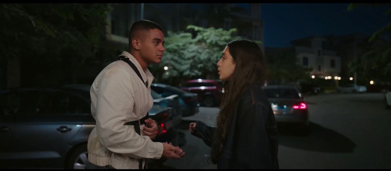 ياسمينا العبد تكتشف خيانة والدتها في مسلسل ميد ترم (5)