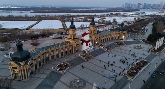 65117-مجسمات-رجل-الثلج