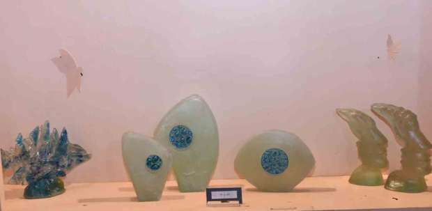 مقتنيات متحف فن الزجاج (2)