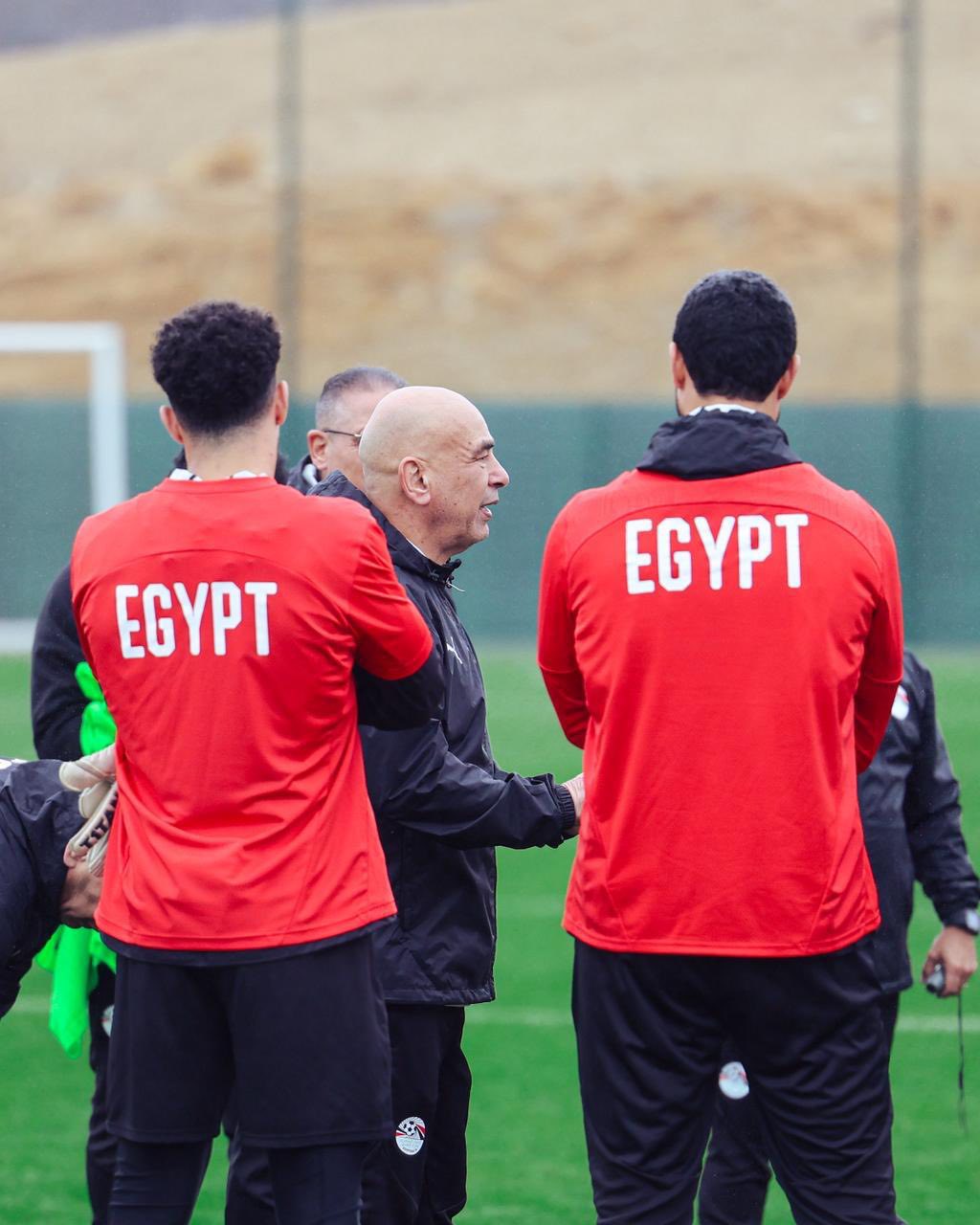 تدريبات منتخب مصر استعدادا لجنوب أفريقيا (6)