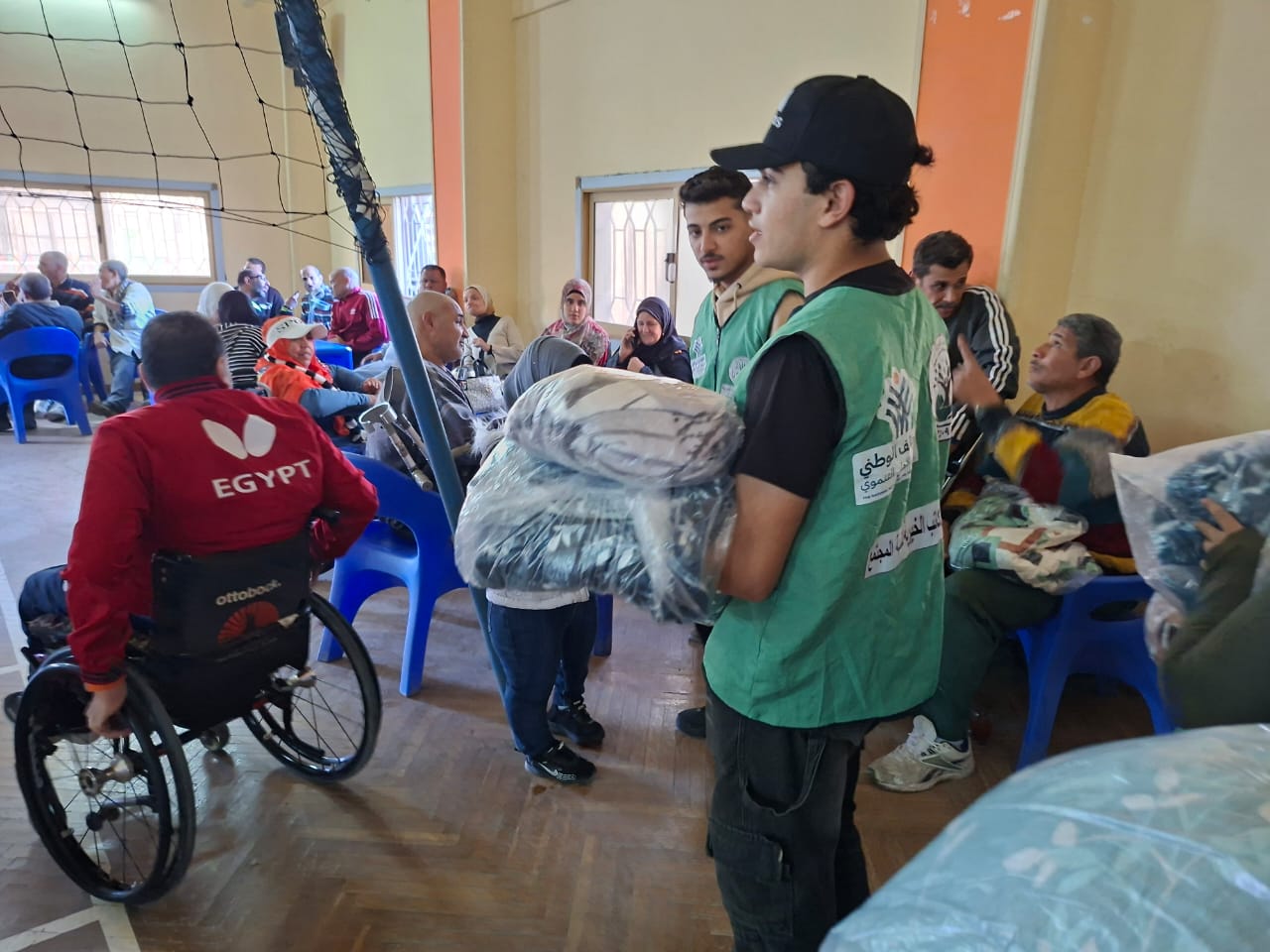 نبيل الكاتب عضو التحالف الوطني توزع بطاطين الشتاء على متحدي الإعاقة بمحافظة البحيرة (5)