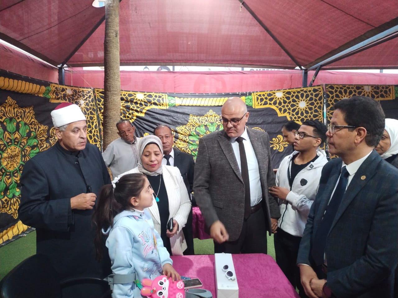 أثناء فحص مشكلة الطفلة