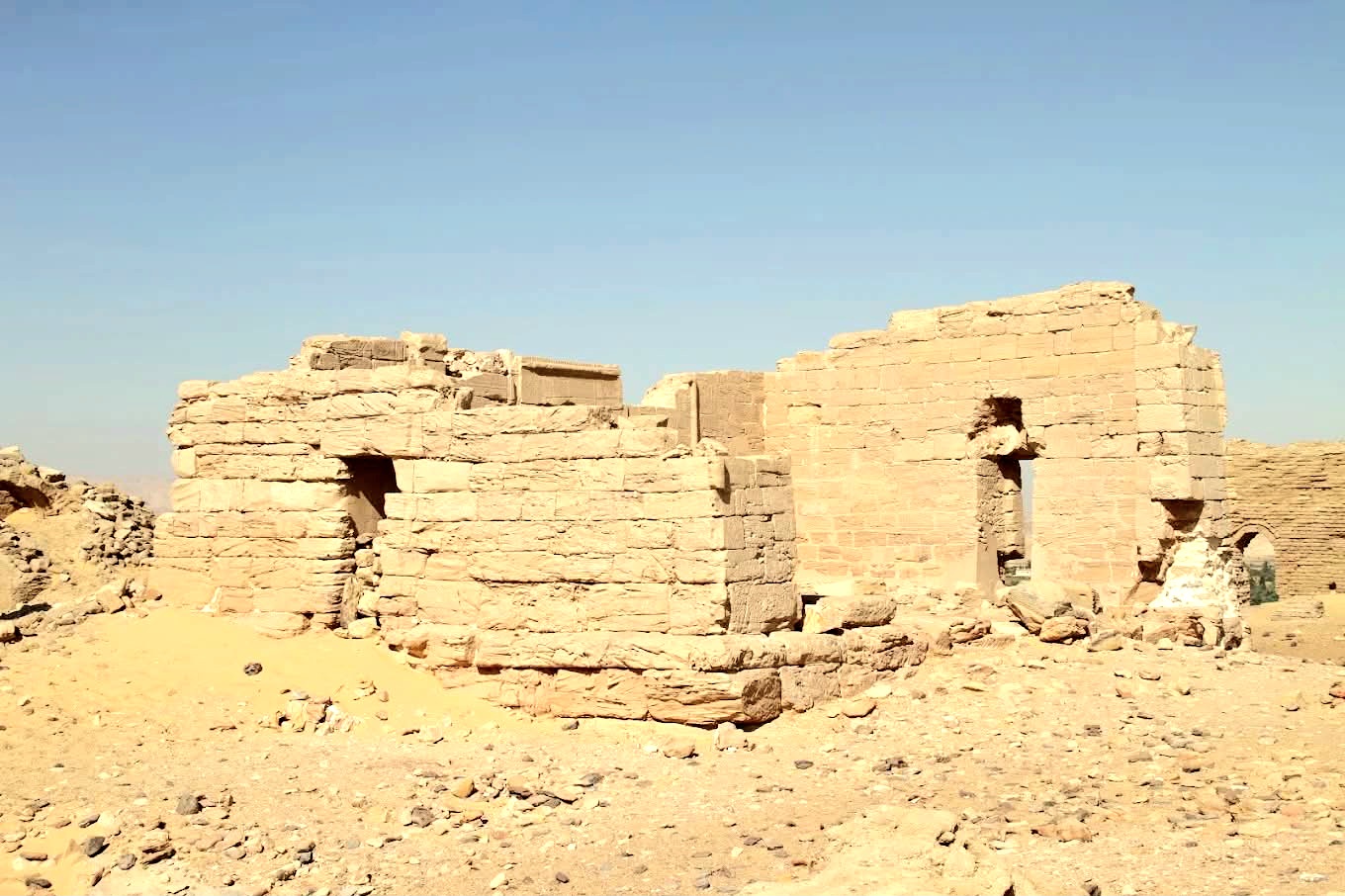 المعبد منذ العصر الرومانى