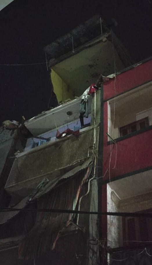 انهيار عقار بحى شرق المنصورة