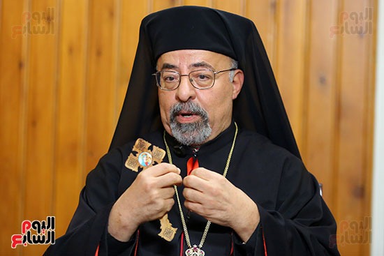 جانب من الحوار مع الأنبا إبراهيم إسحاق