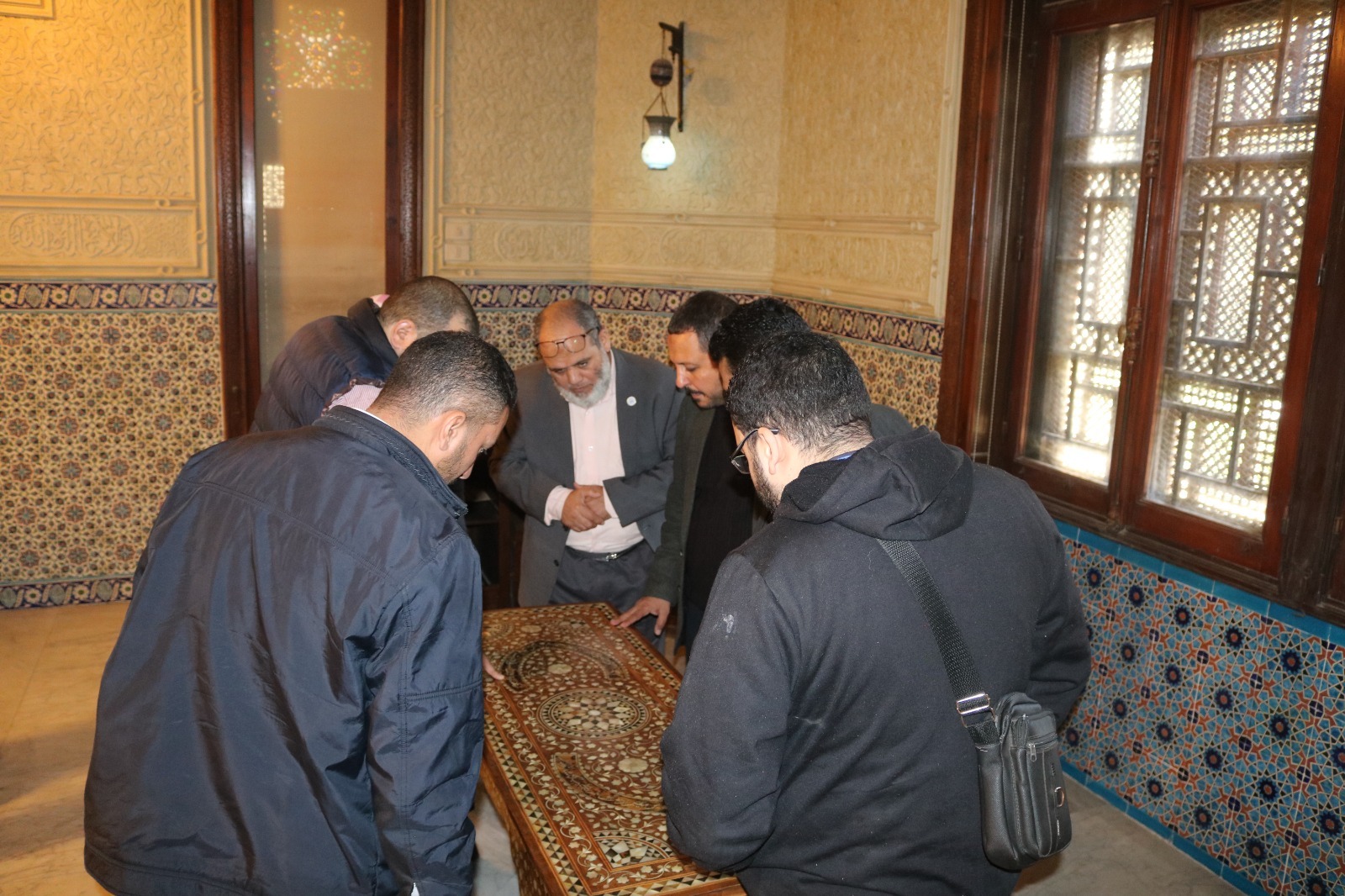 وفدة مجمع البحخوث بإحدى المتاحف الثقافية