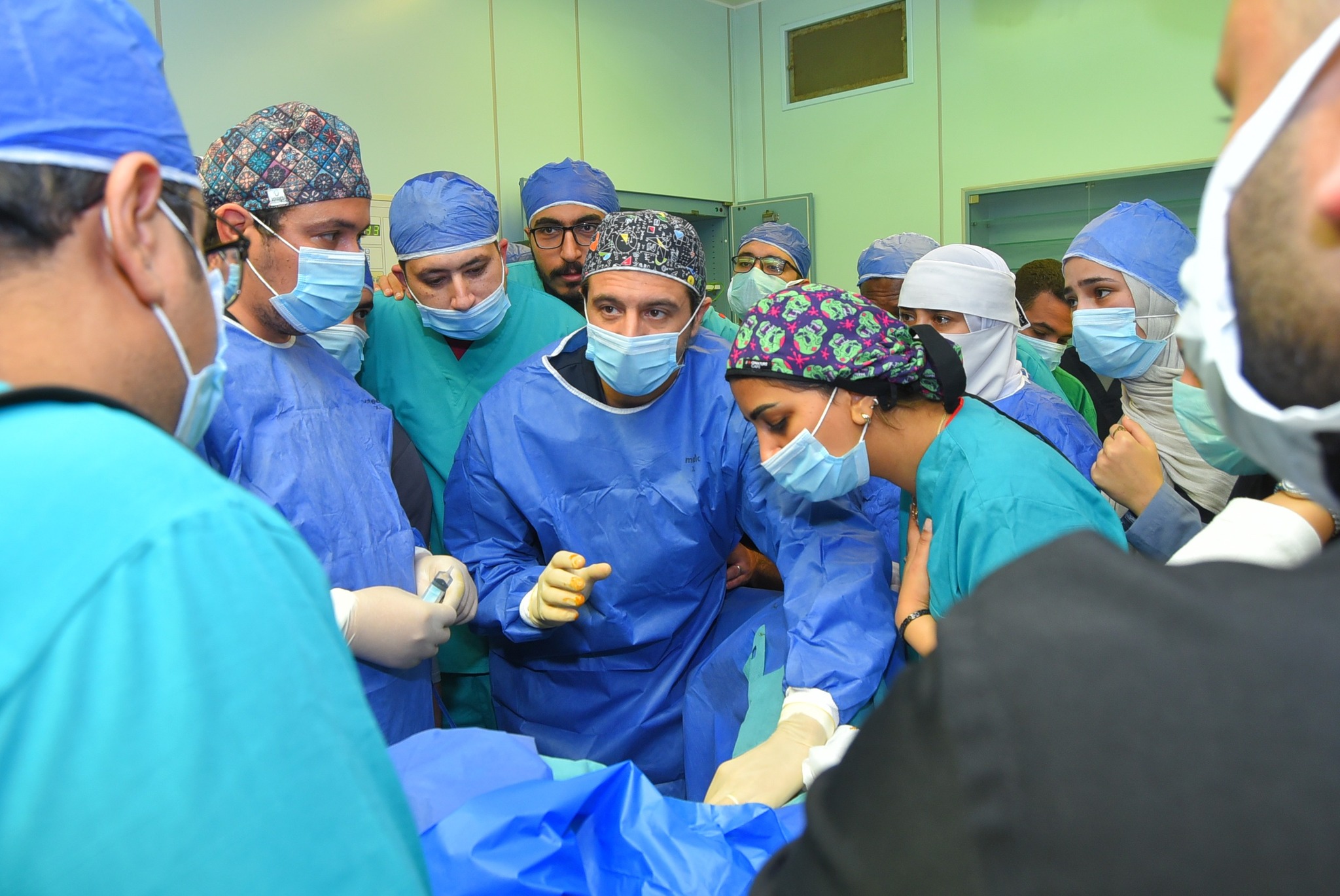 اجراء الجراحات بمستشفى جامعة كفر الشيخ