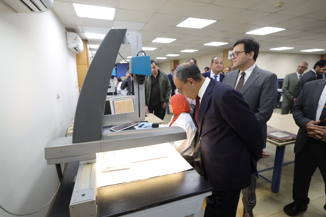 وزير الثقافة ووزير الخارجية