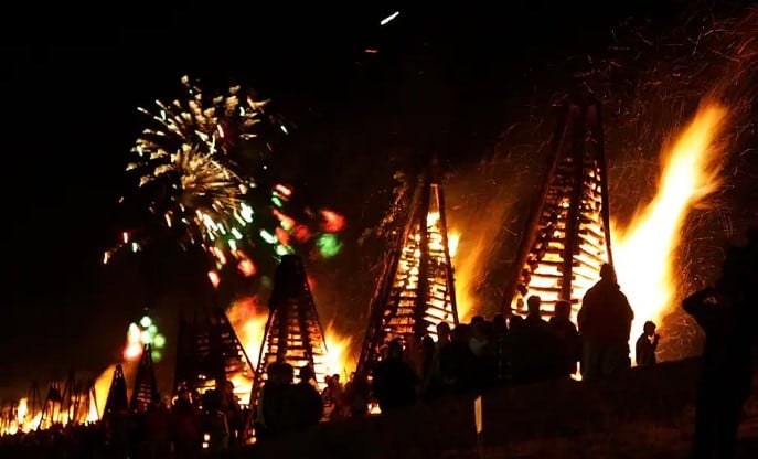 اشعال النيران